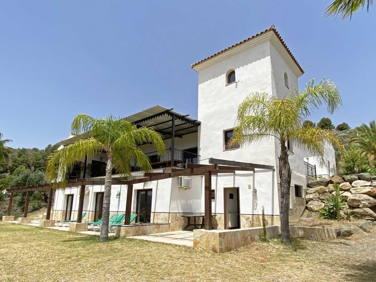 rumah dalam Alozaina, Andalusia 11073987