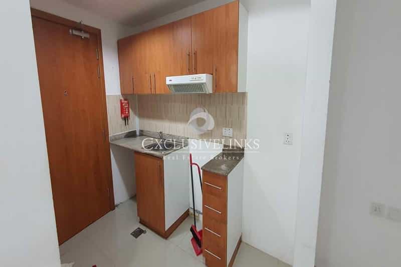 Condominium in Warisan, Dubayy 11074168