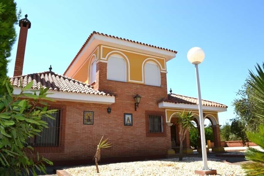 房子 在 Lucena del Puerto, Andalucía 11074290
