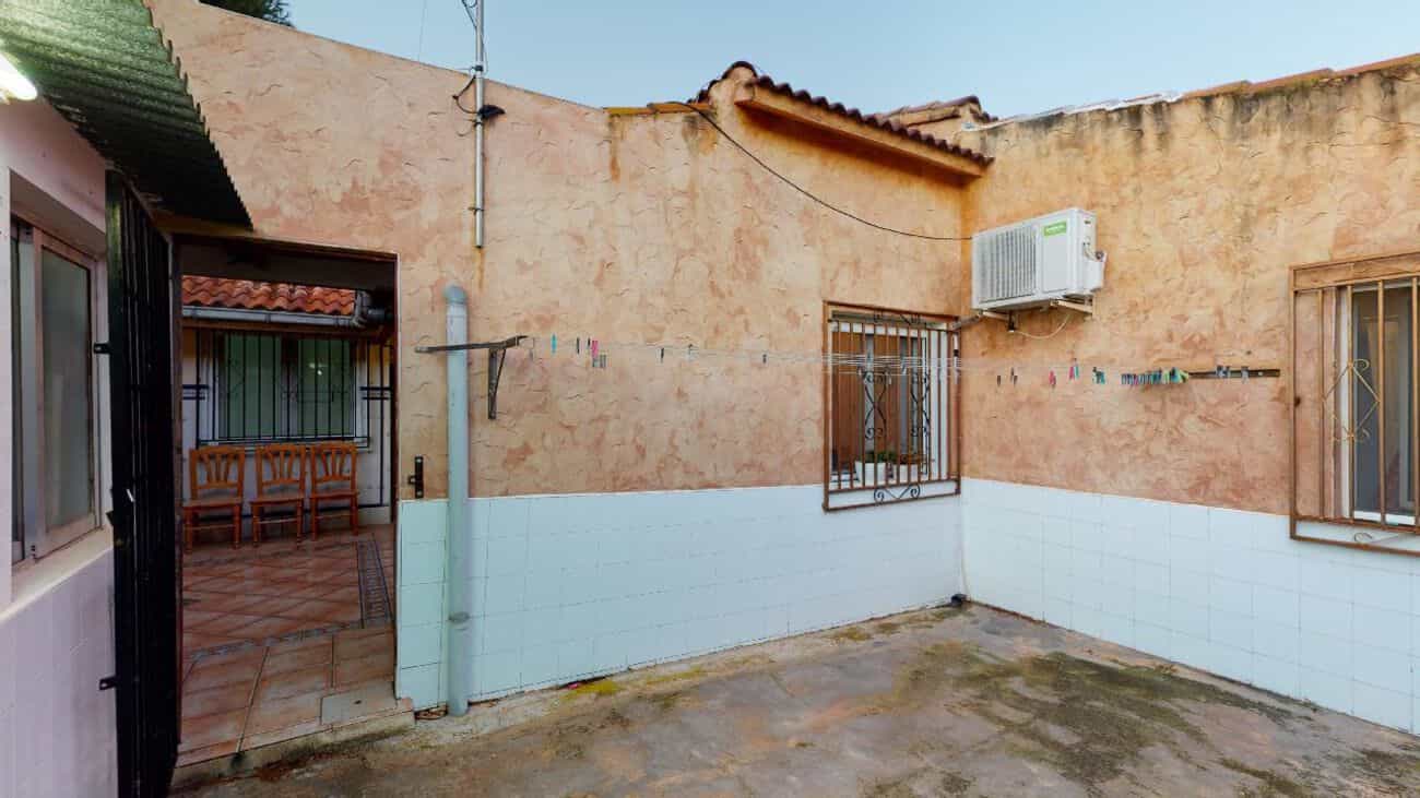 σπίτι σε Crevillente, Comunidad Valenciana 11074458