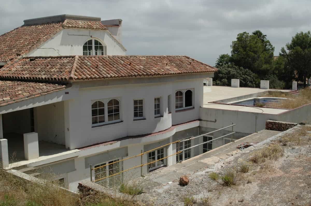 жилой дом в Alhaurín el Grande, Andalucía 11074584