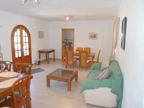 Будинок в Álora, Andalucía 11080899