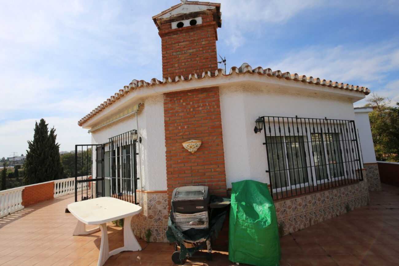 Casa nel Rincon de la Victoria, Andalusia 11081095