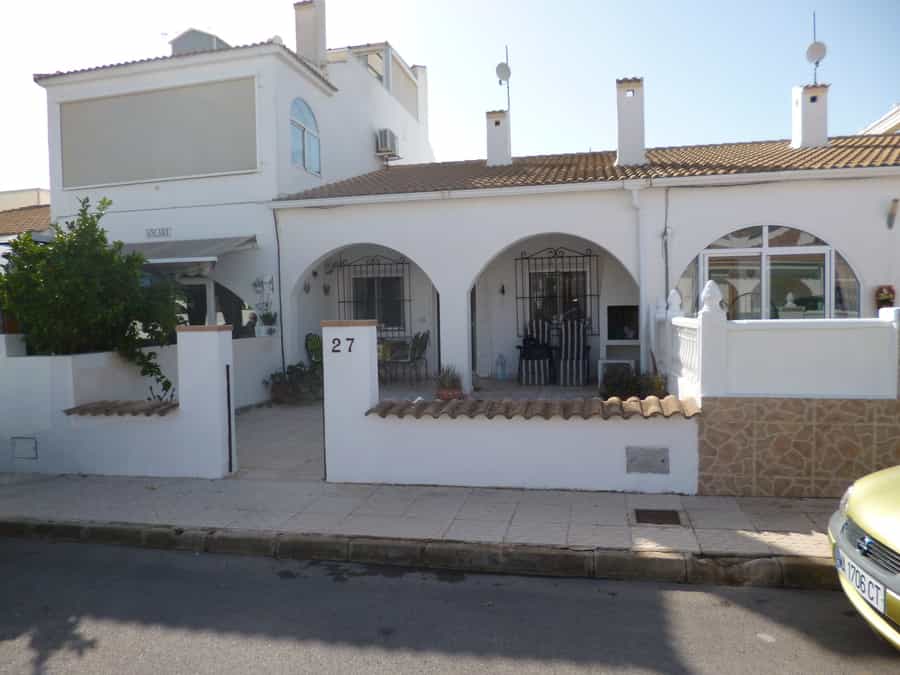 Hus i San Miguel de Salinas, Valencia 11082745