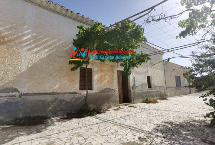 rumah dalam Albox, Andalusia 11084889
