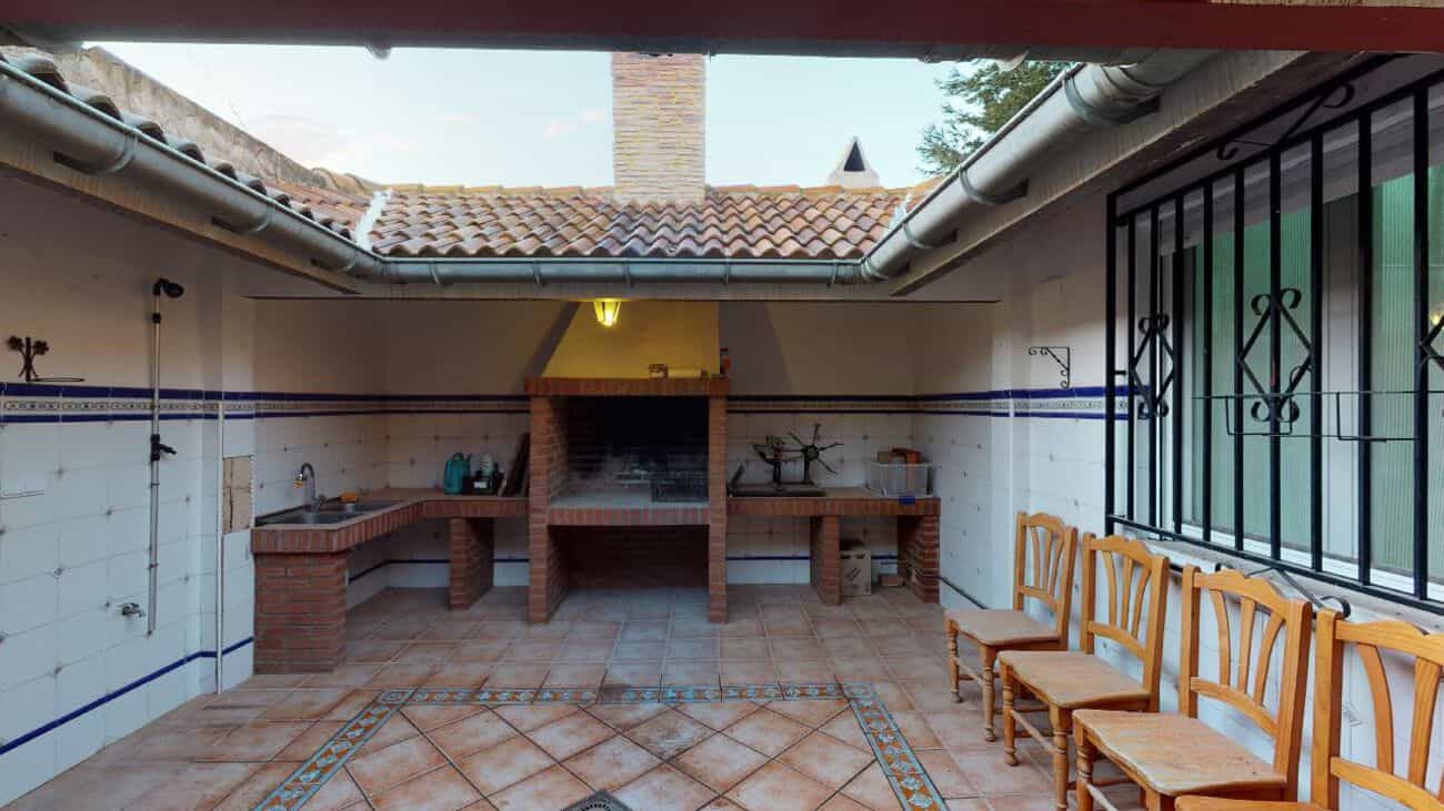 σπίτι σε Crevillente, Comunidad Valenciana 11084901