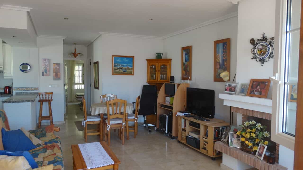 Квартира в Кампоамор, Валенсія 11084951
