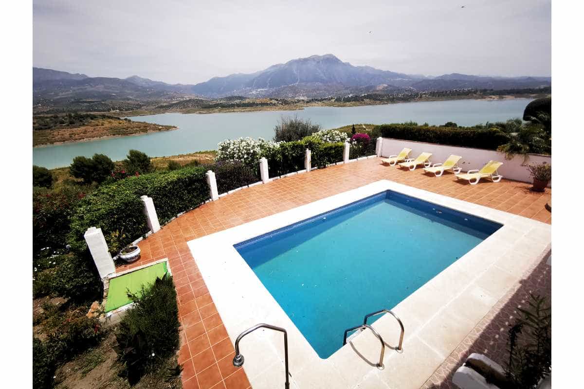 rumah dalam Benamargosa, Andalusia 11085333