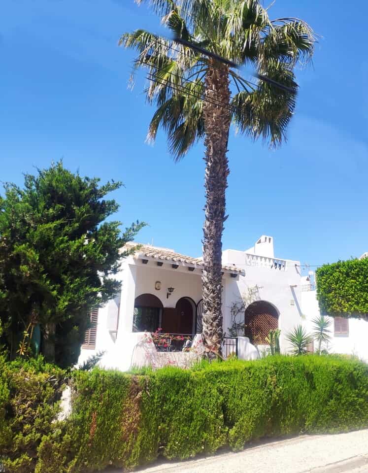 House in Villamartin, Andalusia 11086540