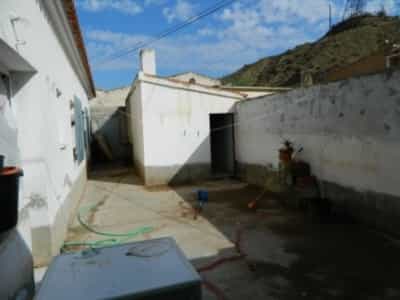 жилой дом в Куэвас-дель-Альмансора, Андалусия 11087843