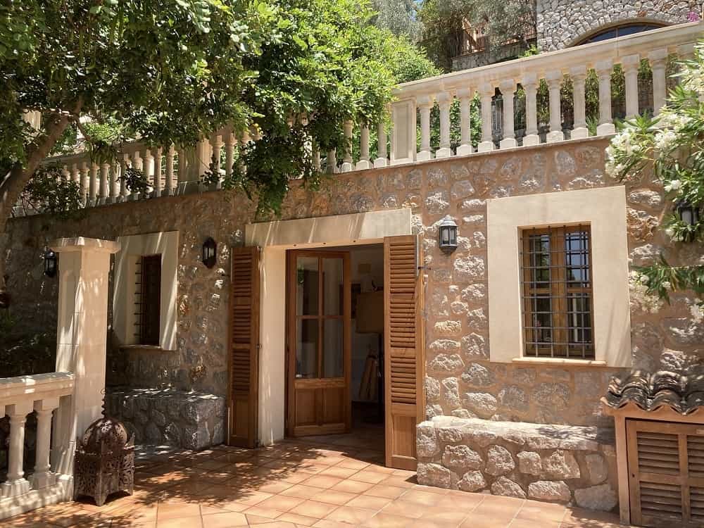 House in El Port, Balearic Islands 11088393