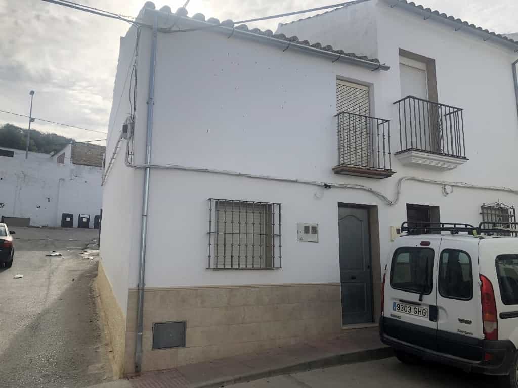 Rumah di Pruna, Andalusia 11089850