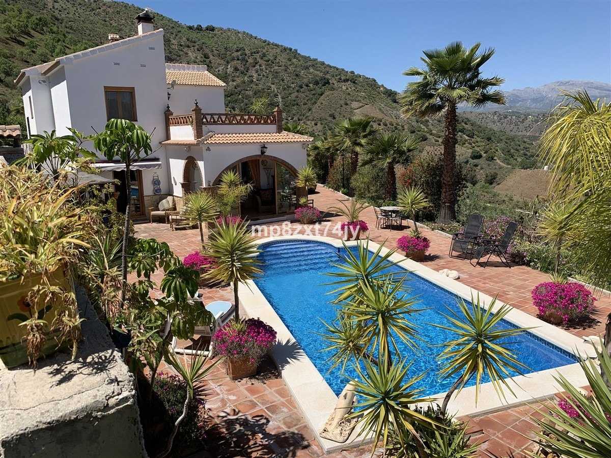 rumah dalam Comares, Andalusia 11090507