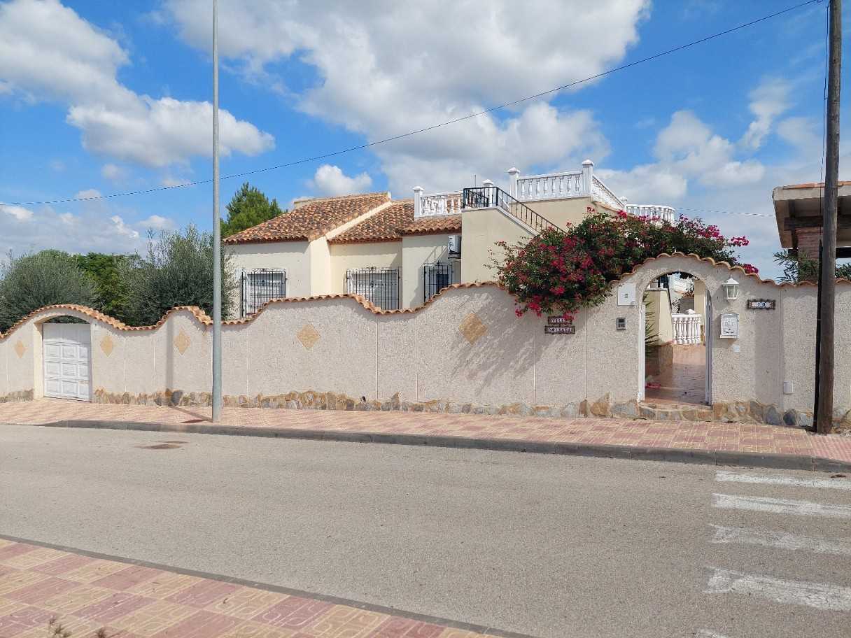rumah dalam Jacarilla, Valencia 11091989