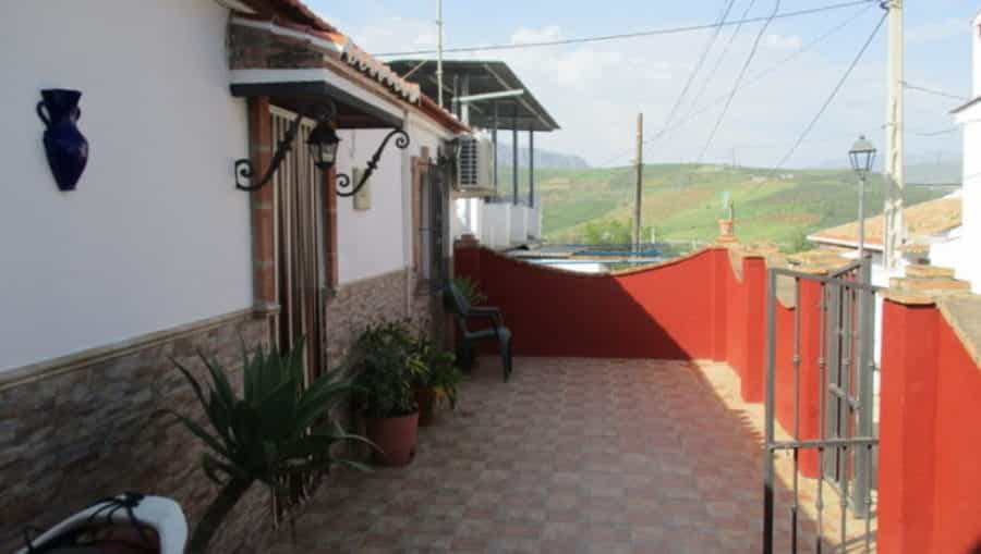 rumah dalam El Chorro, Andalusia 11092420
