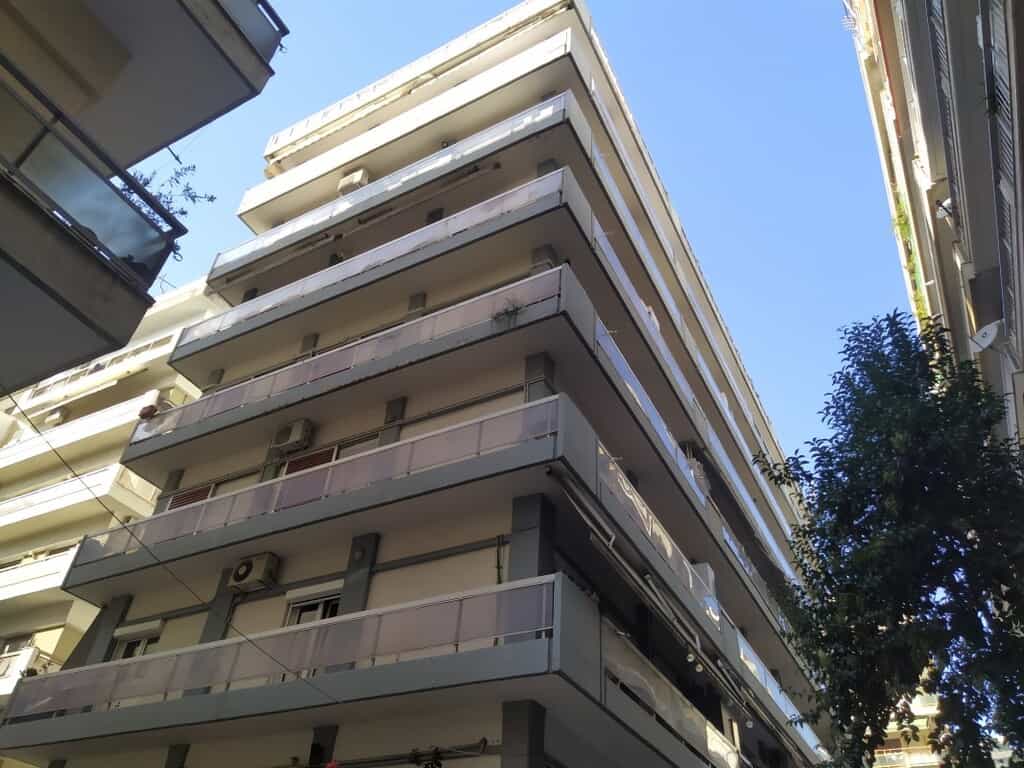 Condominio en Thessaloniki,  11098264