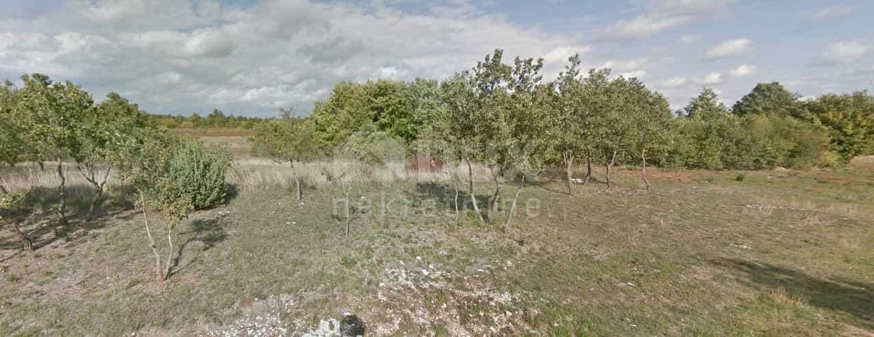 Land in Svetvincenat, Istarska Zupanija 11098265