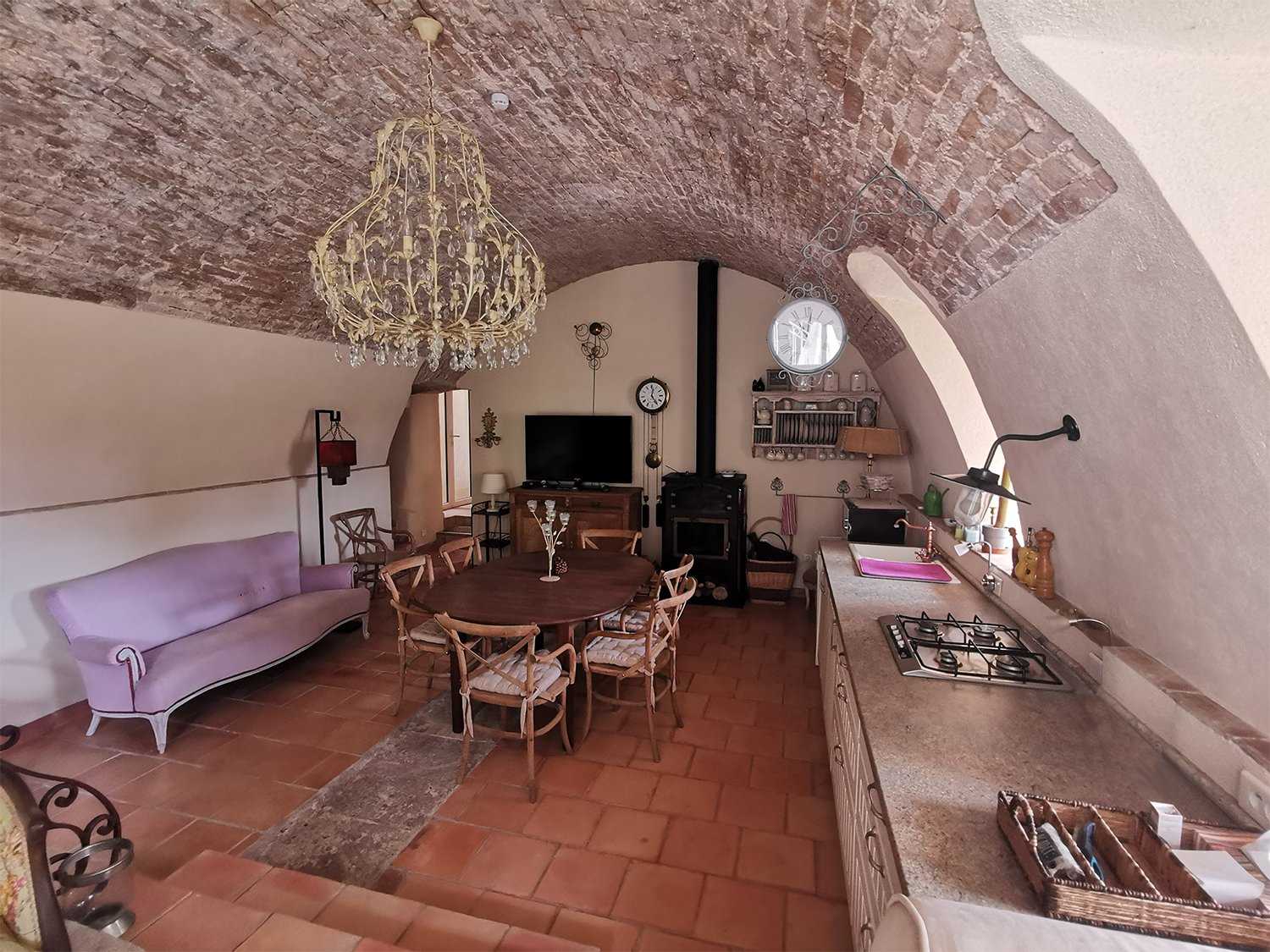 Hus i Trans-en-Provence, Provence-Alpes-Cote d'Azur 11100178