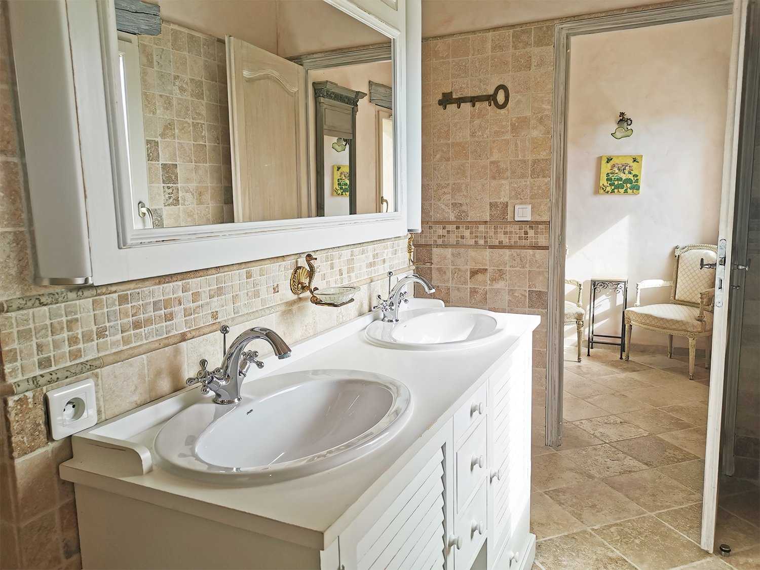 casa no Trans-en-Provence, Provença-Alpes-Costa Azul 11100178
