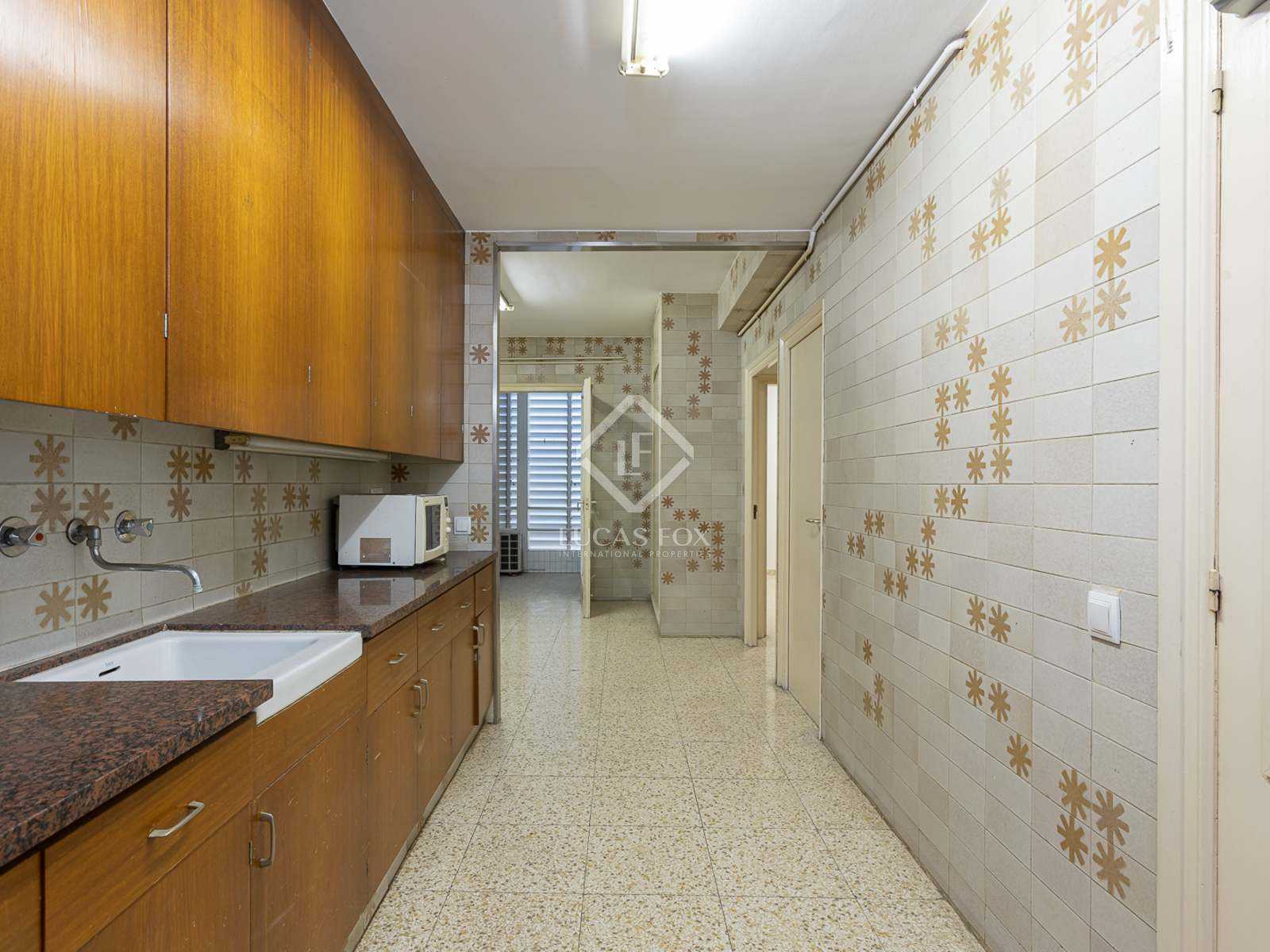 Condominium in El Arrabal, Catalonia 11100811