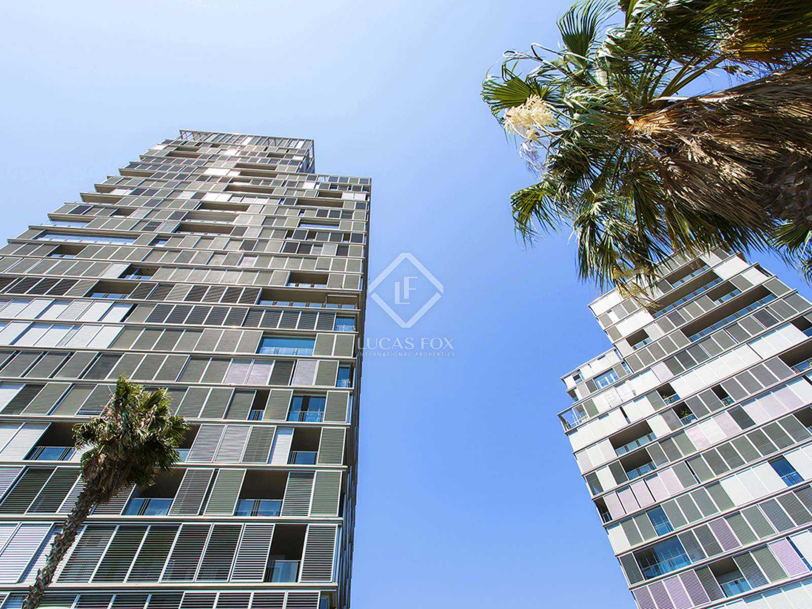 Condominium in Barcelona, Catalonia 11100845