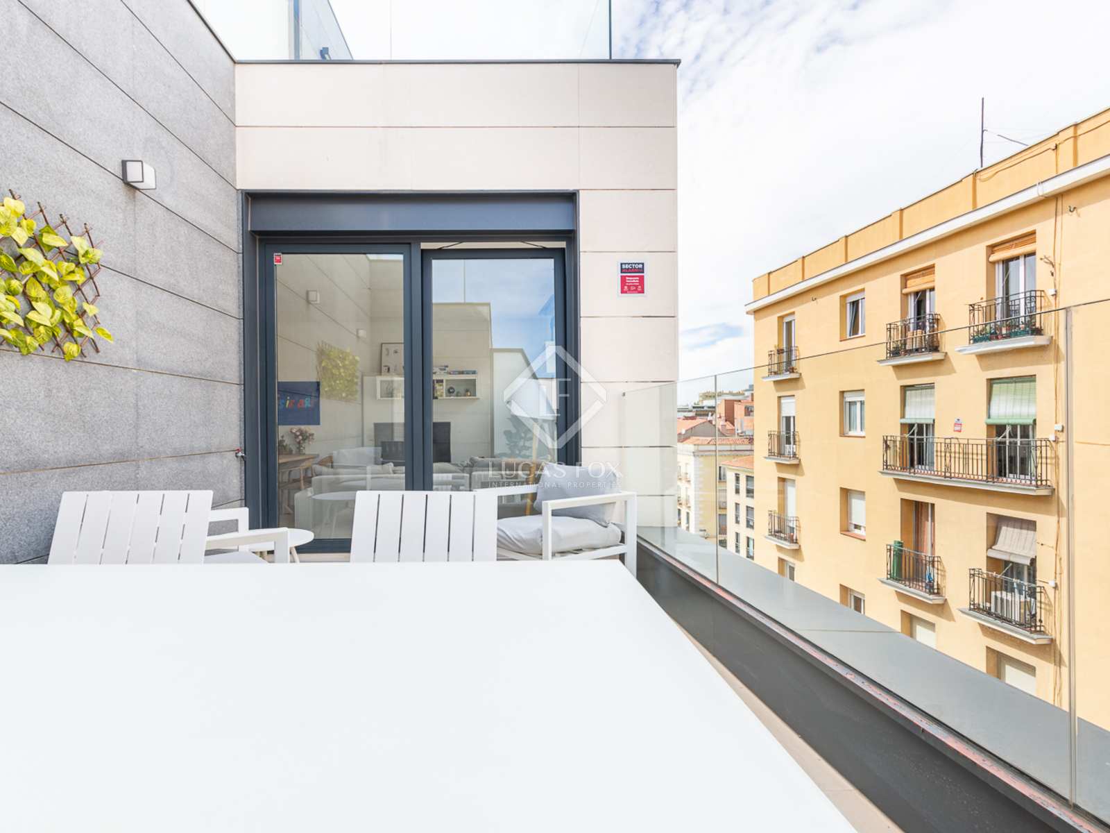 Condominium in Madrid, Community of Madrid 11101814