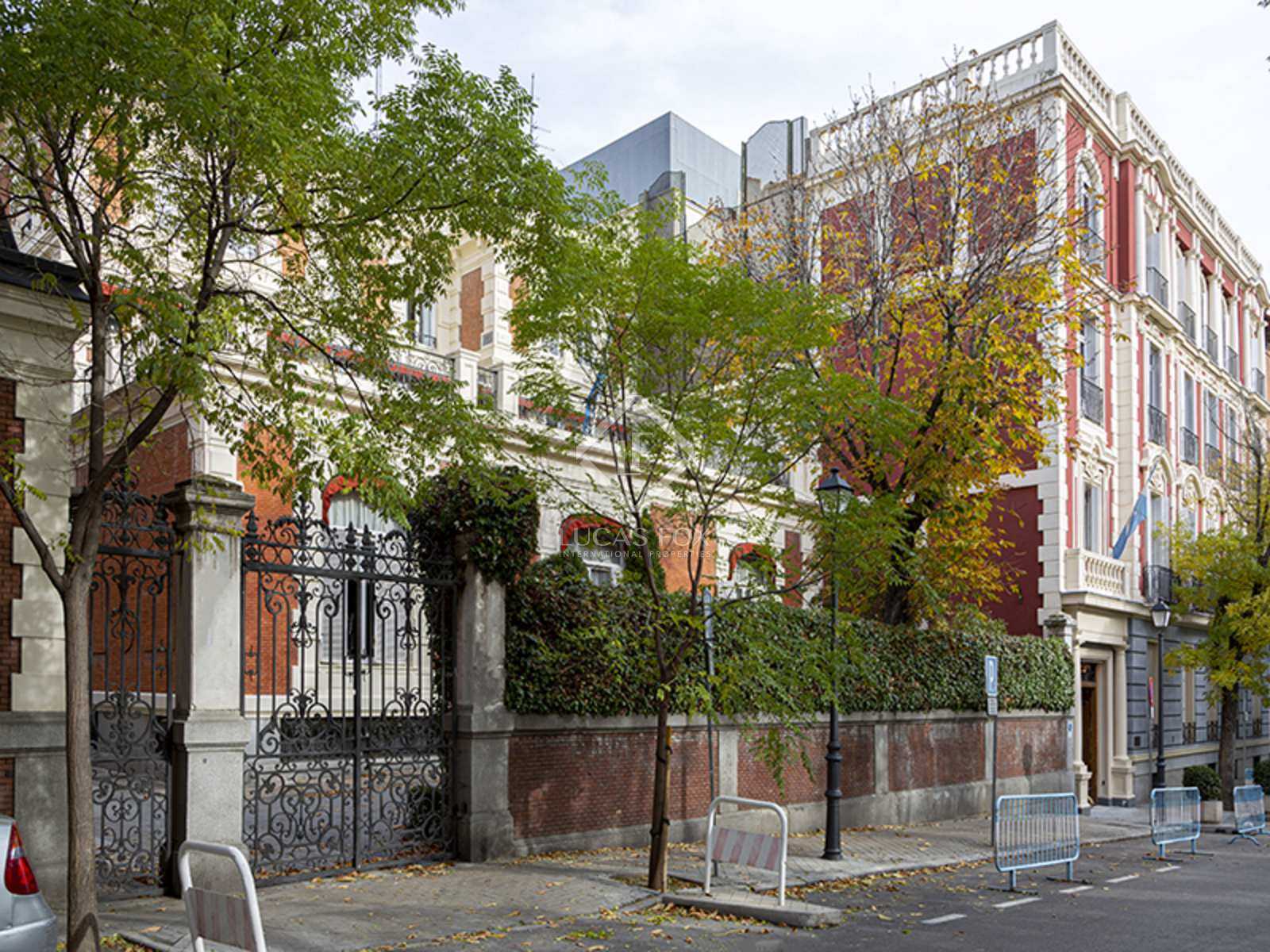 Condominium in Chamartin, Madrid 11101833