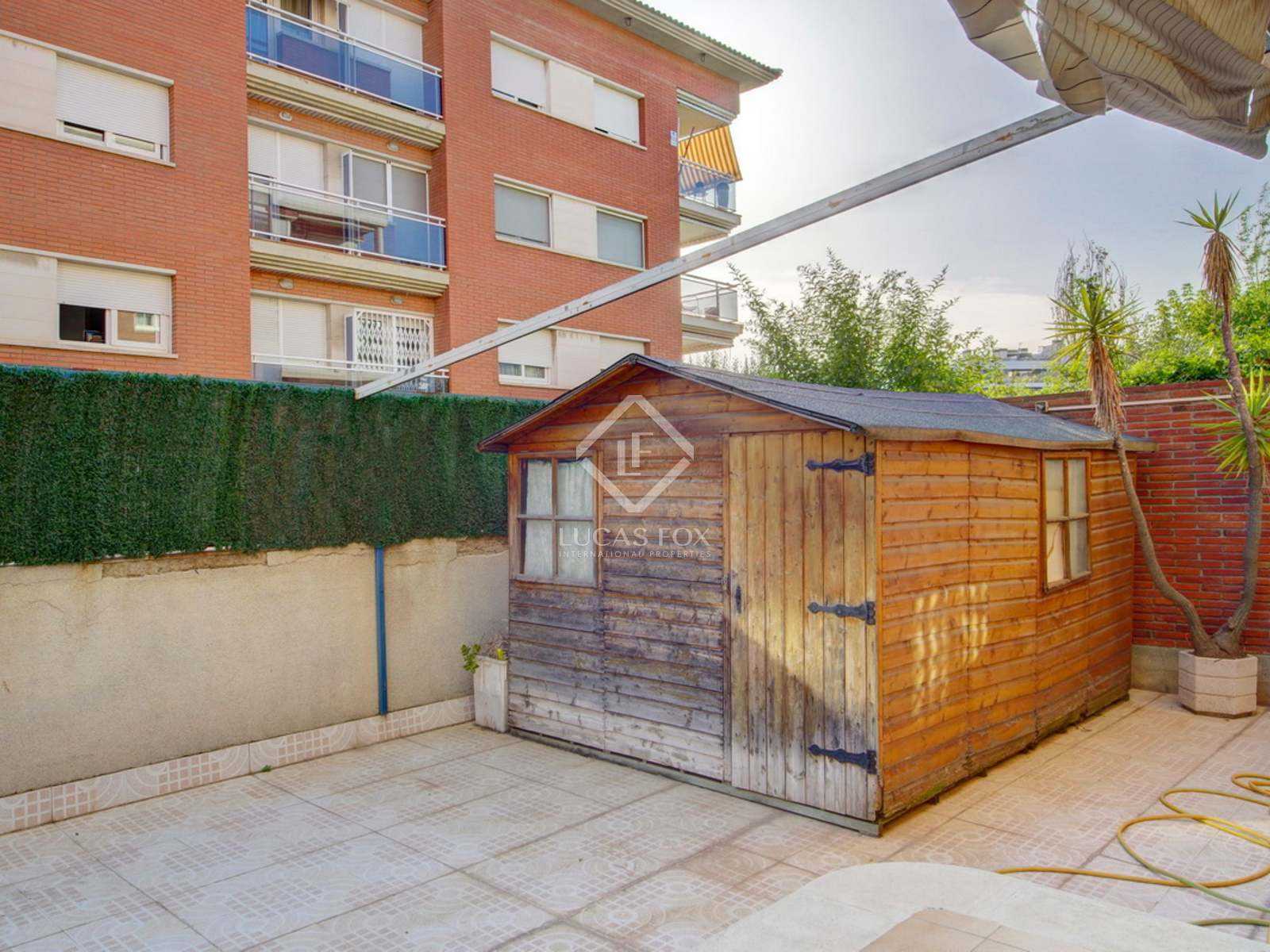 Eigentumswohnung im Sant Joan Despí, Catalonia 11103431