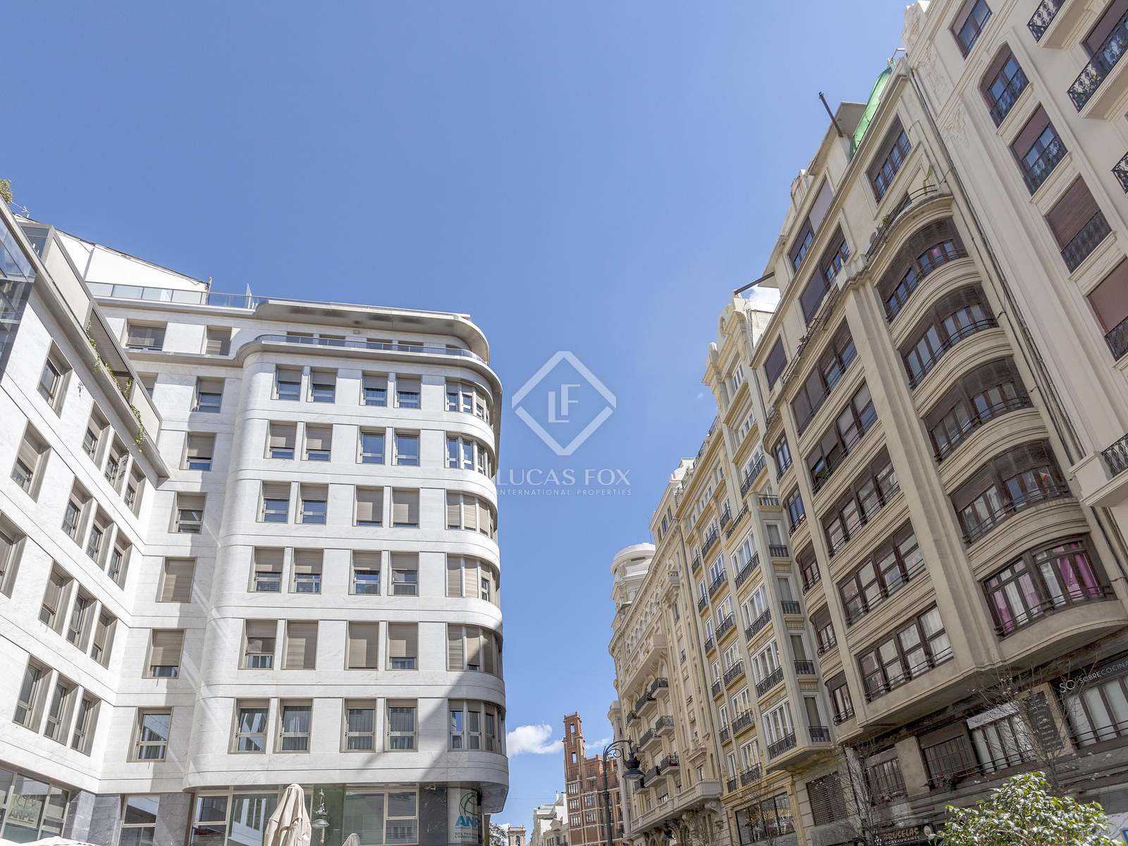 Condominium in Valencia, Valencian Community 11103847