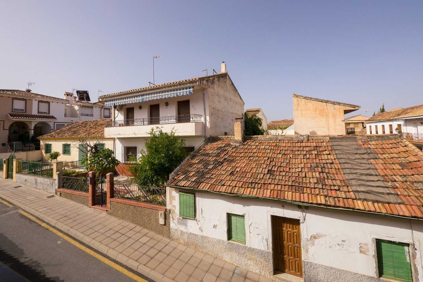 Будинок в La Zubia, Andalusia 11106331