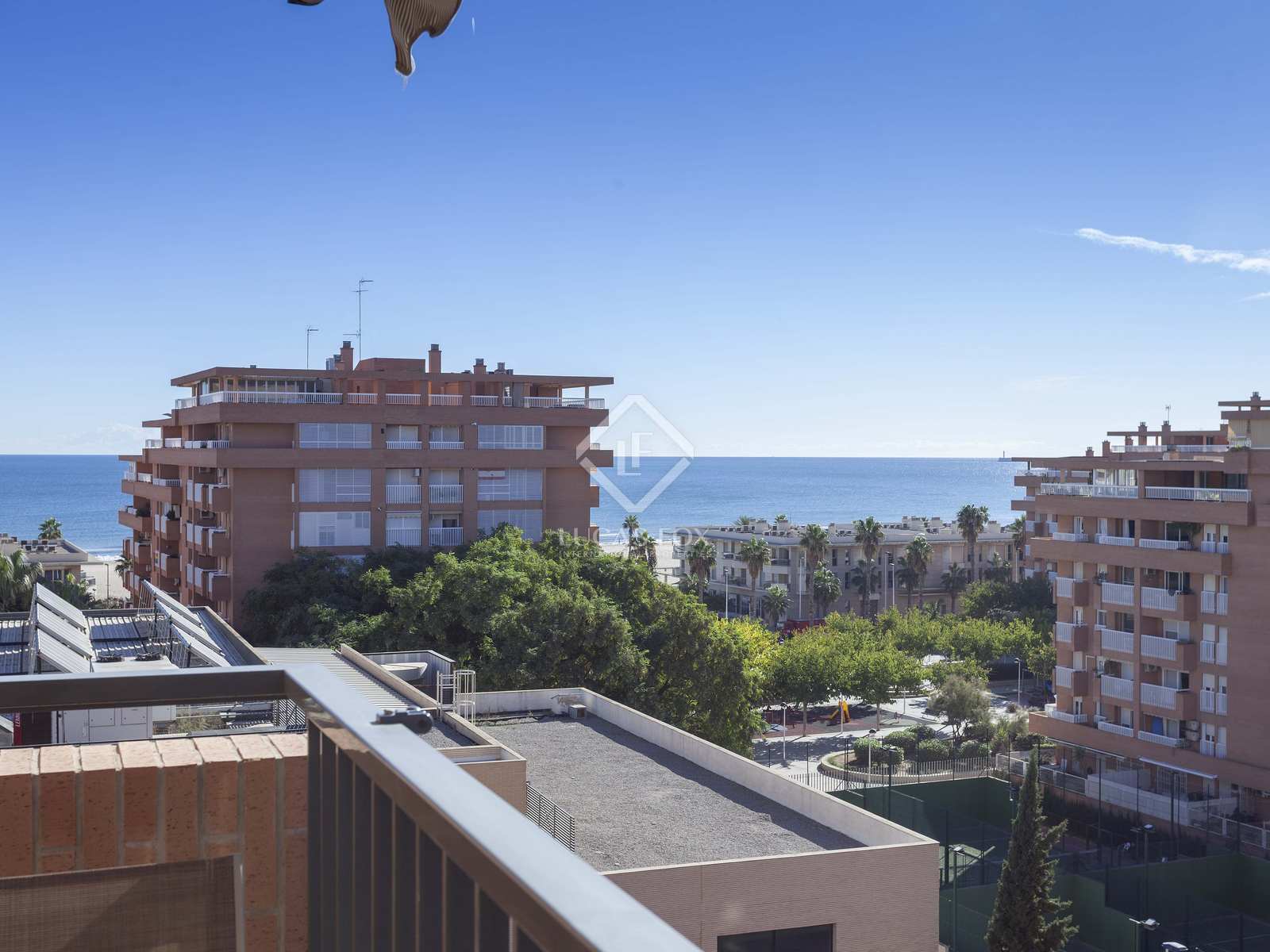 Condominium in Alboraya, Valencia 11106900