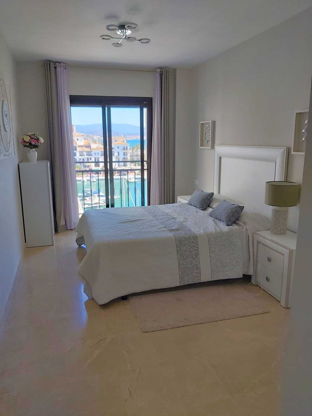 Condominium in Castillo de Sabinillas, Andalusia 11107109