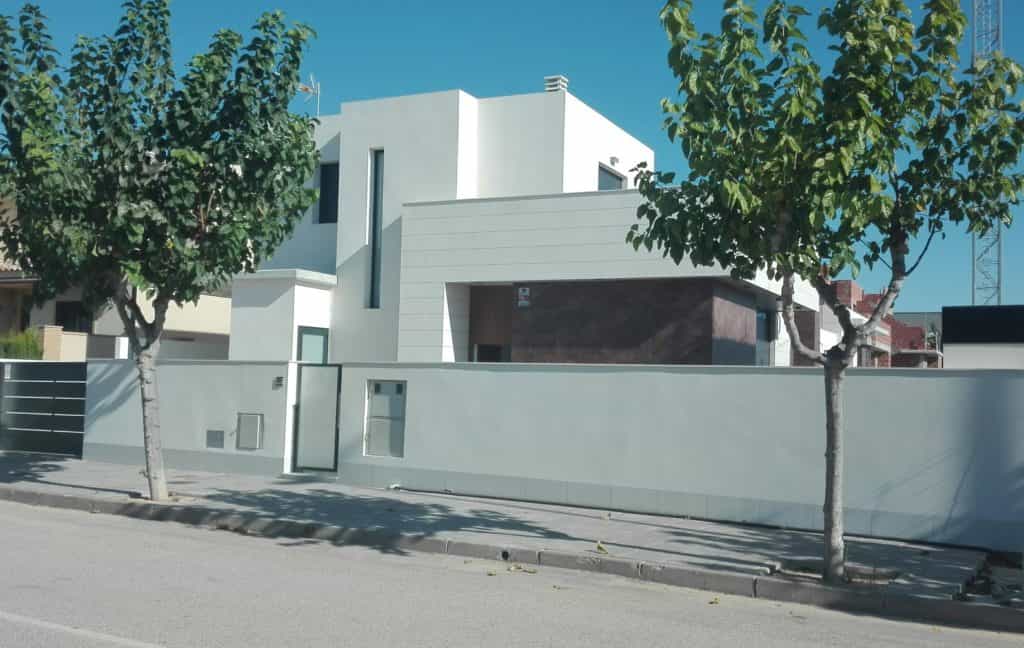 жилой дом в Pilar de la Horadada, Comunidad Valenciana 11107592