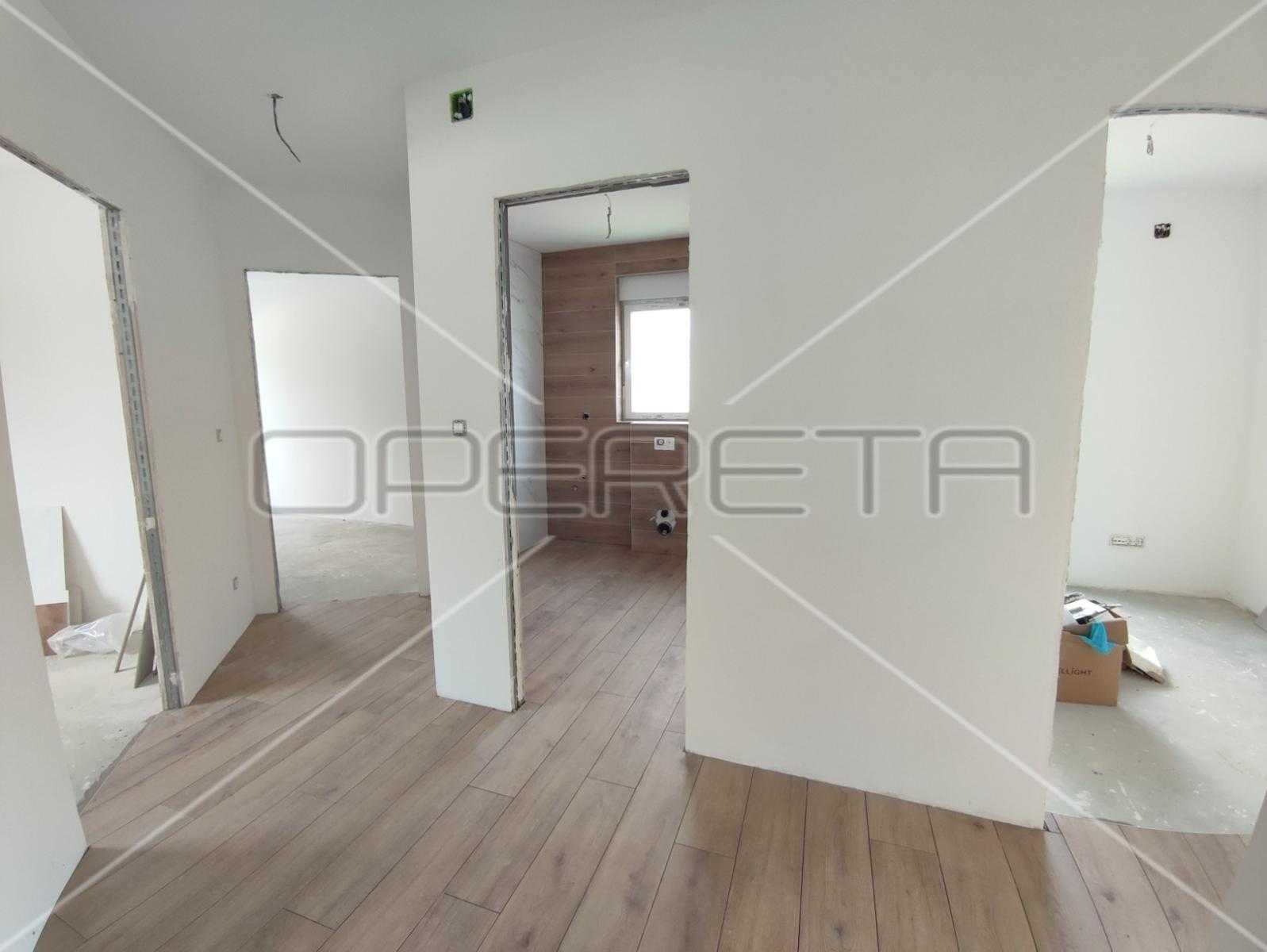 Condominium in Sesvete, Grad Zagreb 11108556