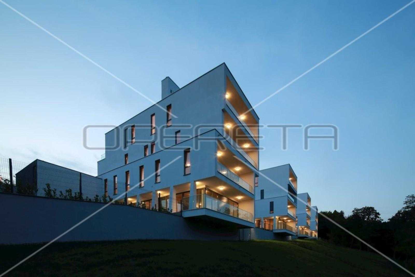 Condominium dans Bijenik, Zagreb, Grad 11108596
