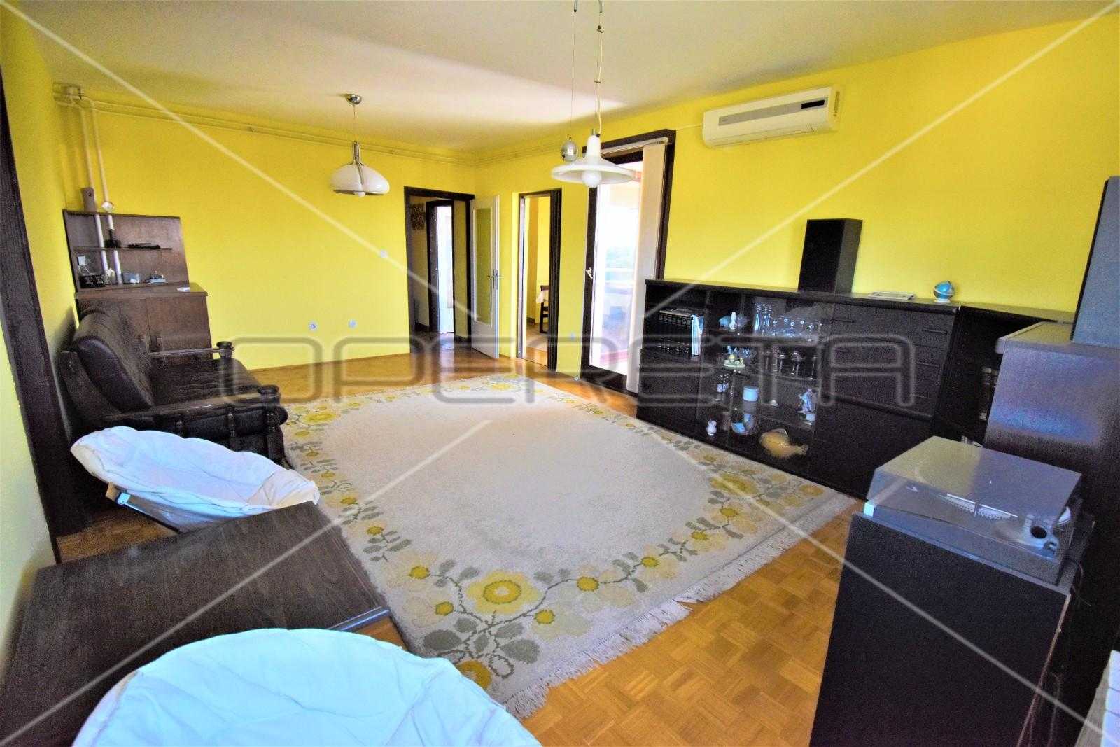 Condominium in Brodarica, Zadarska Zupanija 11108601