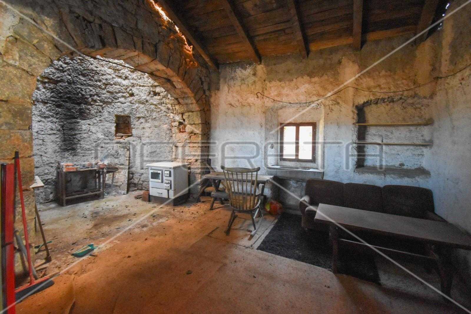 Huis in Matulji, Primorsko-Goranska Zupanija 11108619