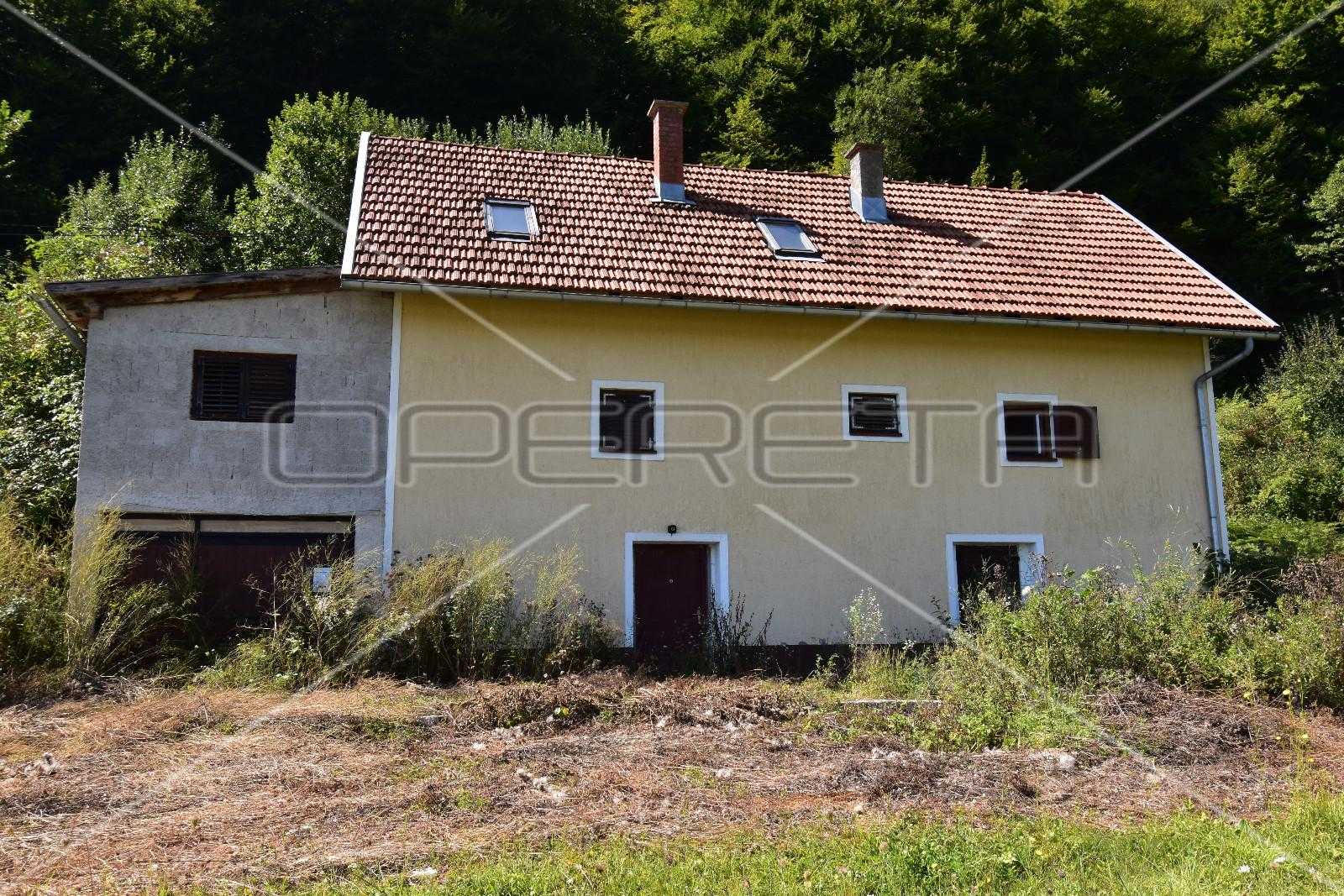 casa en Brlog, Ličko-senjska županija 11108635