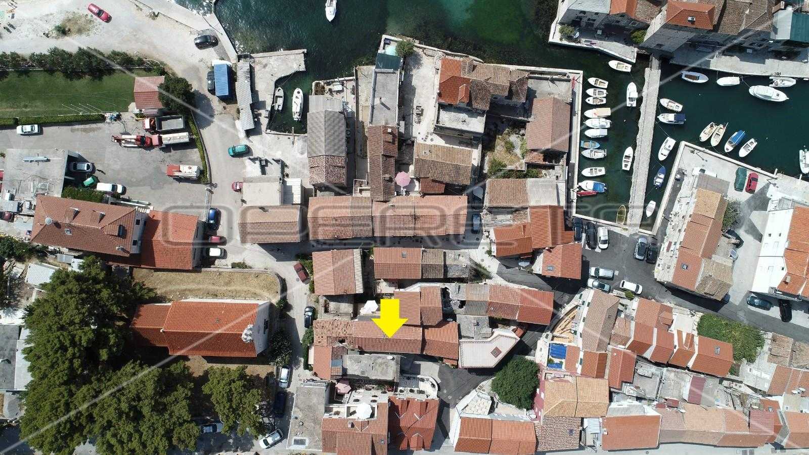 House in Kaštel Gomilica, Splitsko-dalmatinska županija 11108649