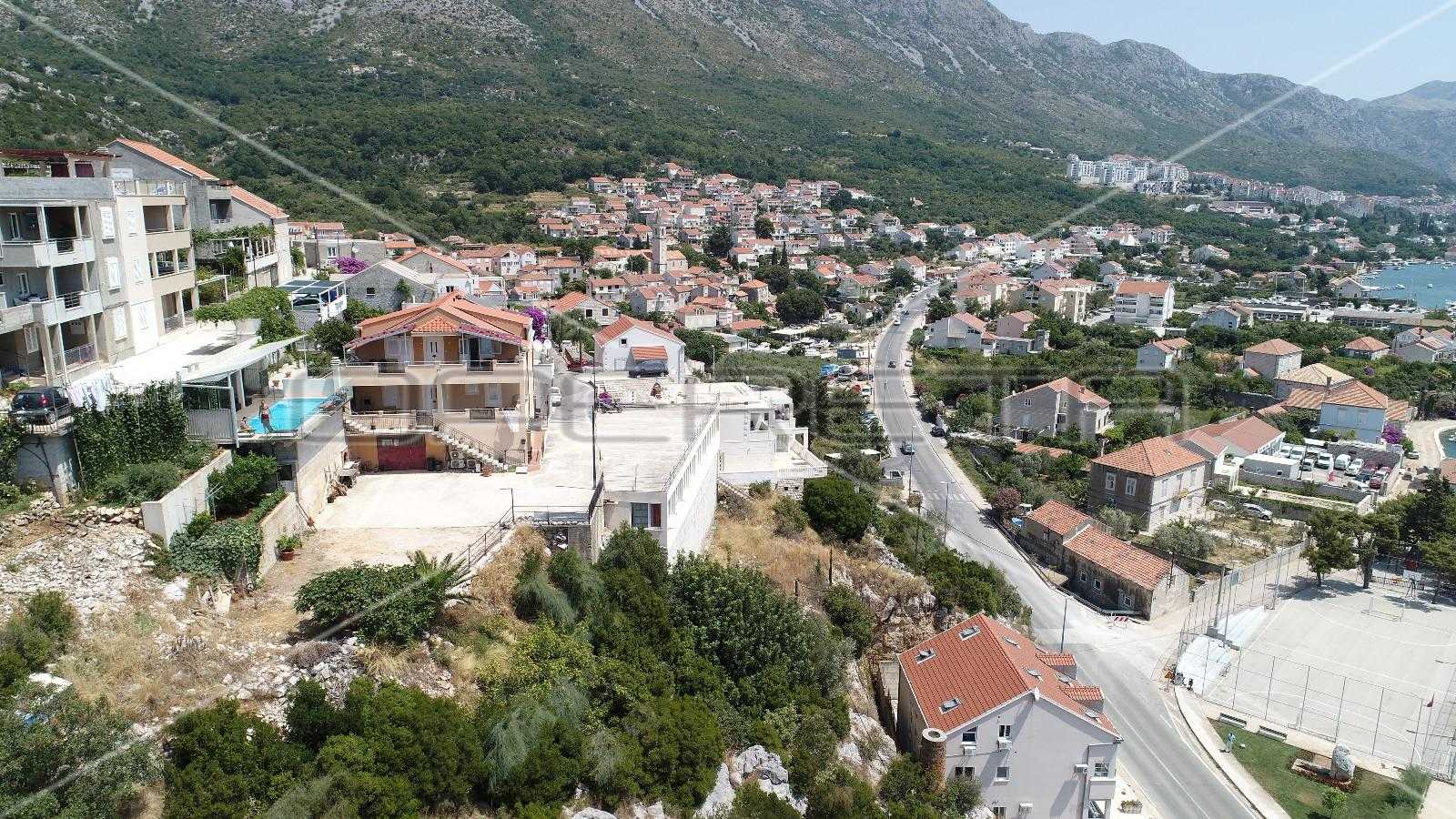 房子 在 Zaton, Dubrovnik-Neretva County 11108650