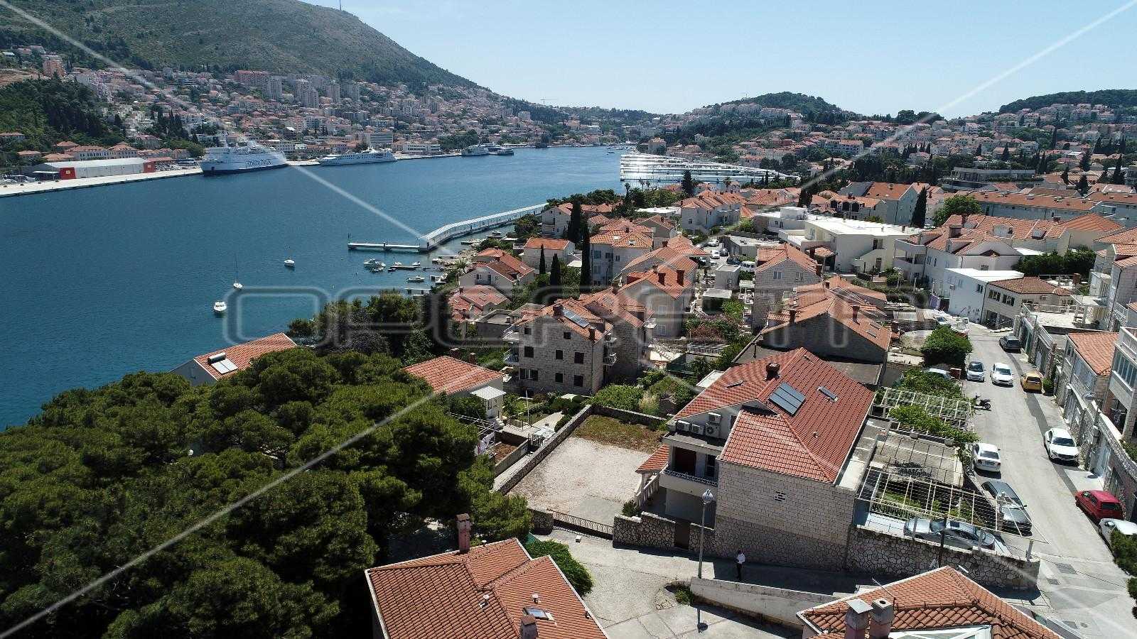 casa en Dubrovnik, Dubrovačko-neretvanska županija 11108658