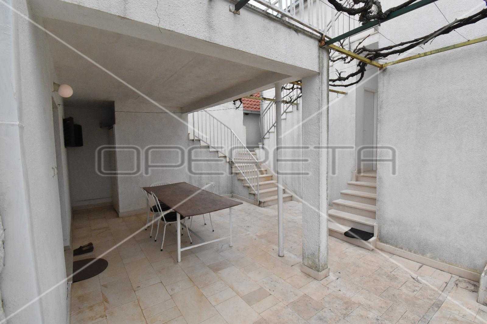 House in Supetar, Splitsko-dalmatinska županija 11108670