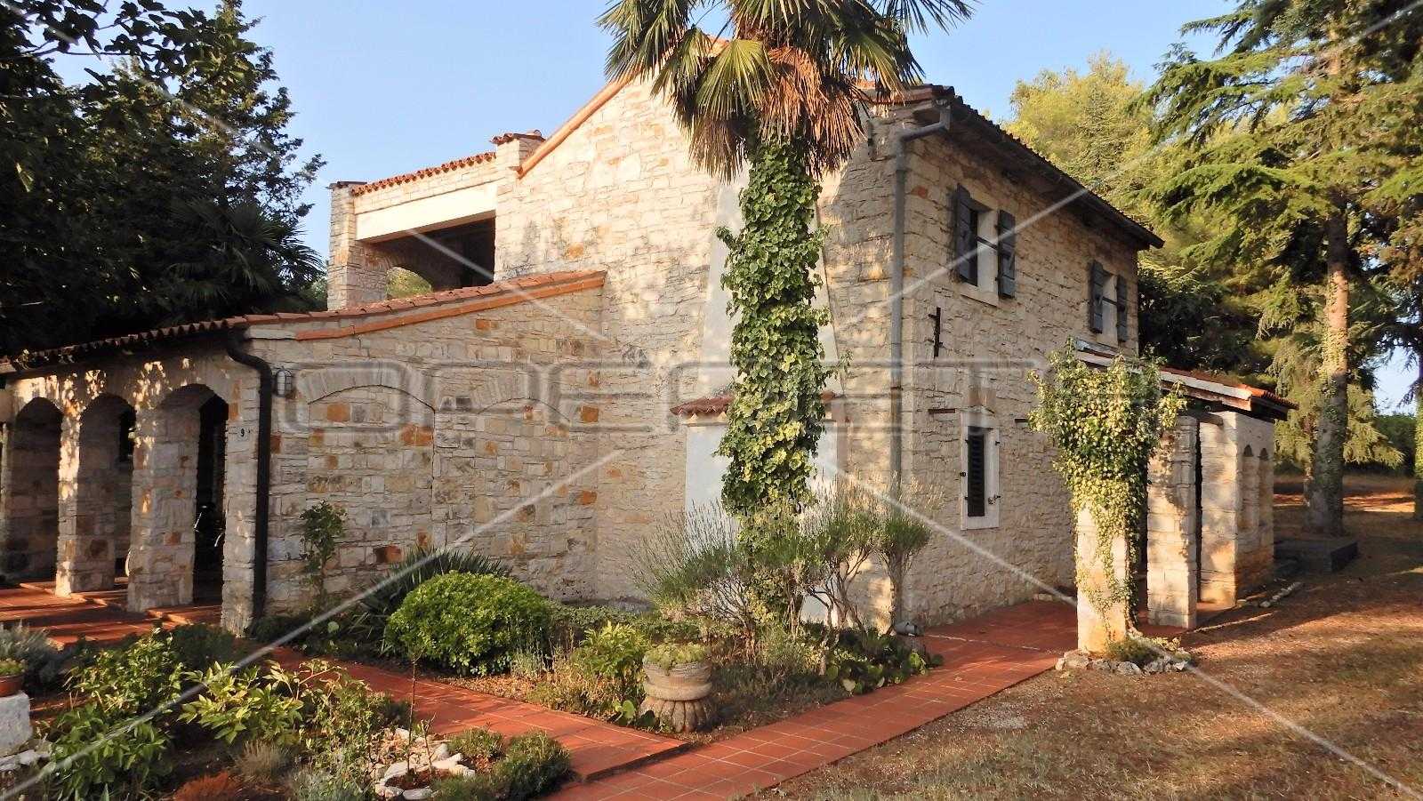 بيت في Novigrad, Istarska Zupanija 11108699