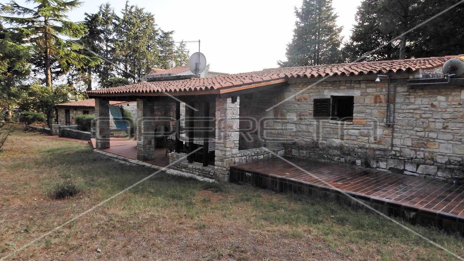 房子 在 Novigrad, Istarska županija 11108699