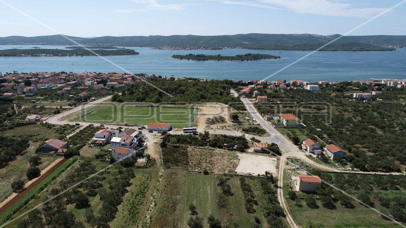 Tierra en Sveti Filip i Jakov, Zadarska Županija 11108763