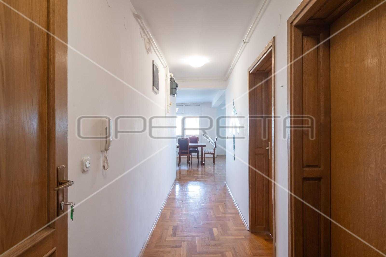 Eigentumswohnung im Sesvete, Grad Zagreb 11108770