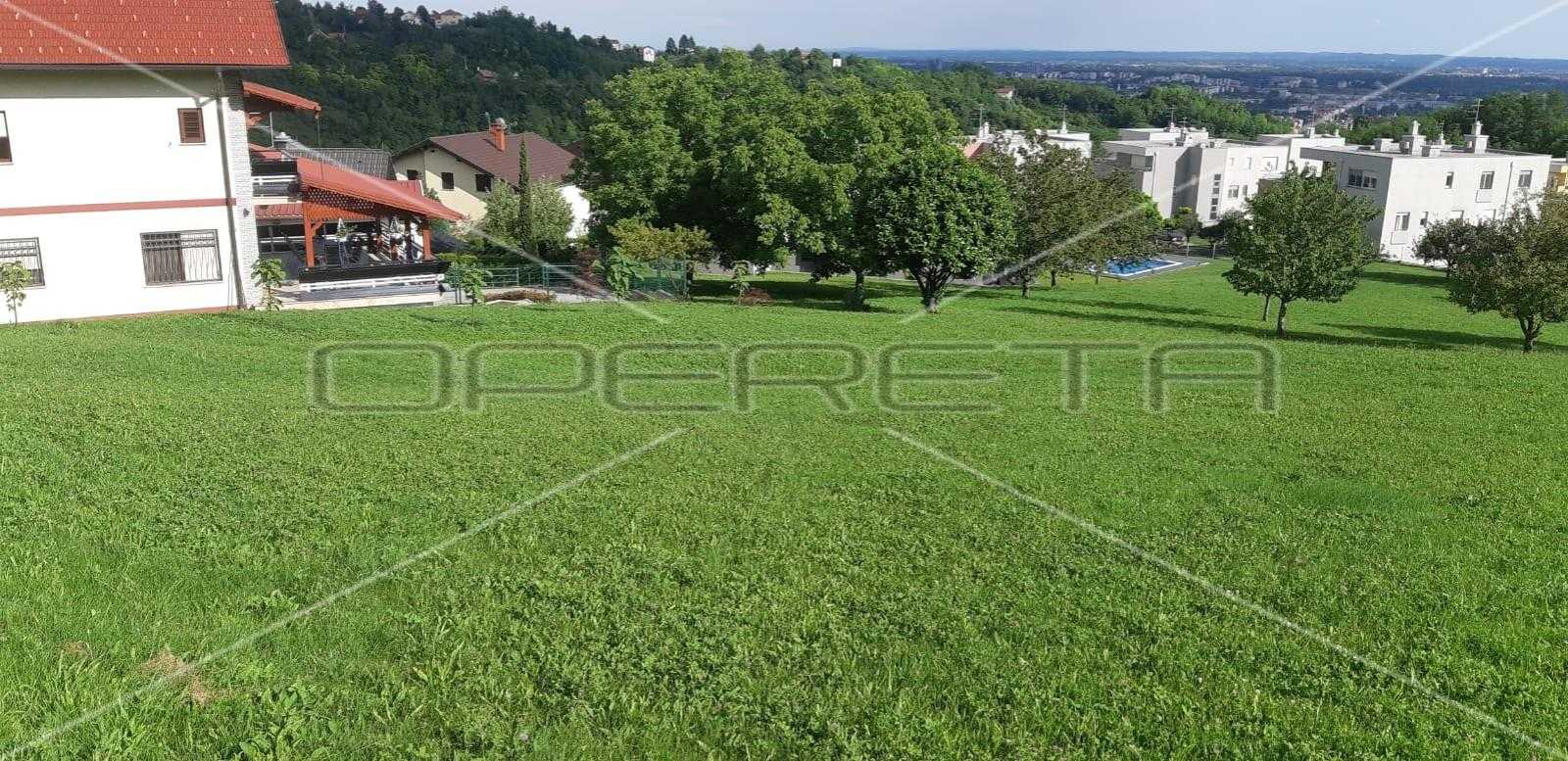 Tanah dalam Stenjevec, Zagreb, Grad 11108772