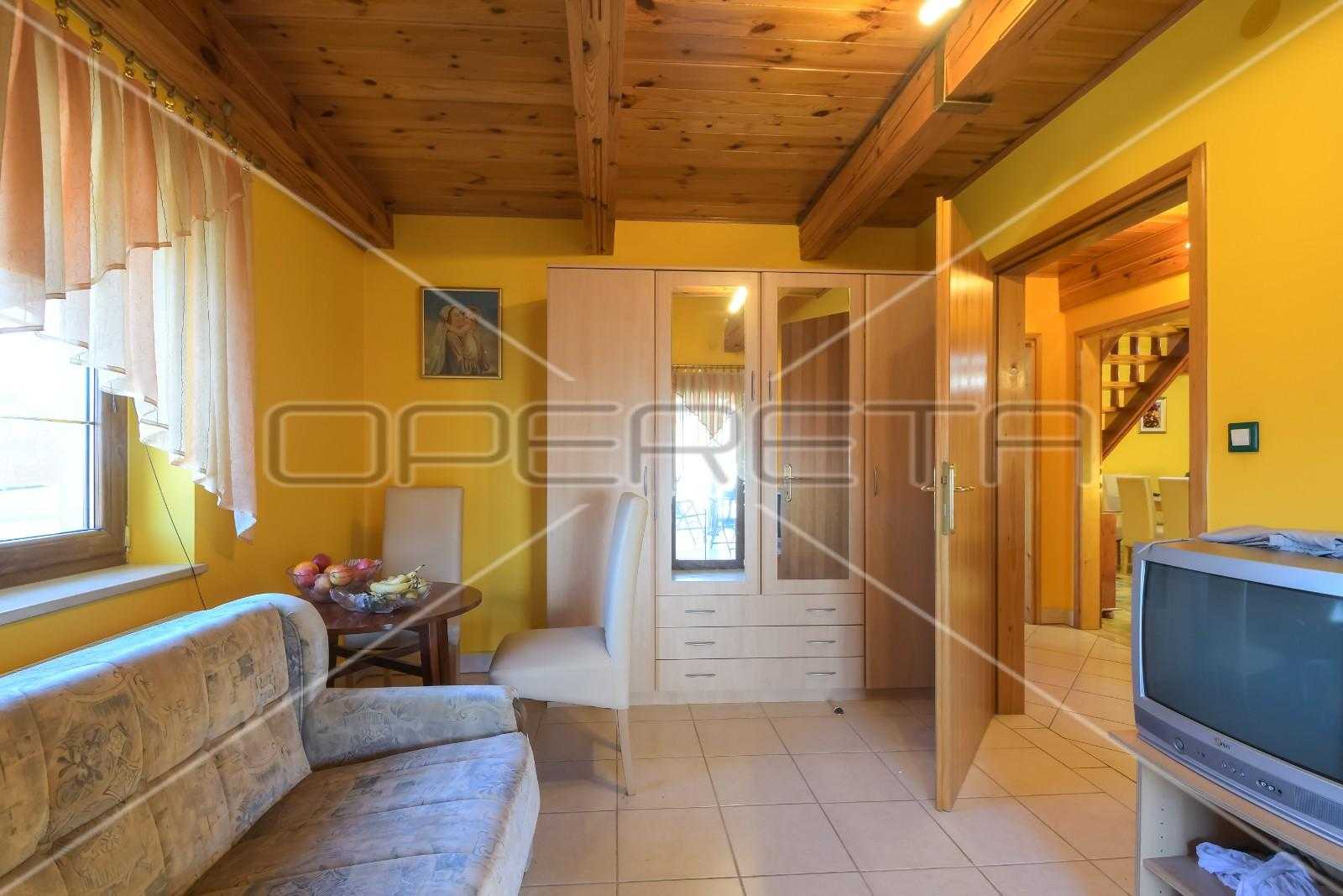 بيت في Dubrava Zabočka, Krapinsko-zagorska županija 11108891