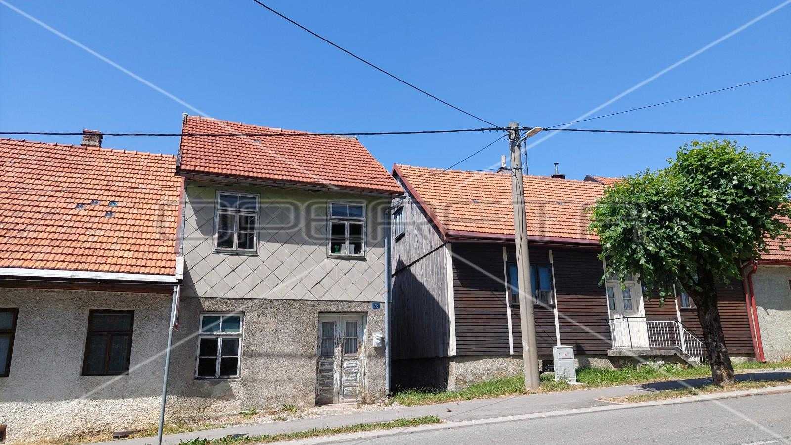 σπίτι σε Ravna Gora, Primorsko-goranska županija 11108894