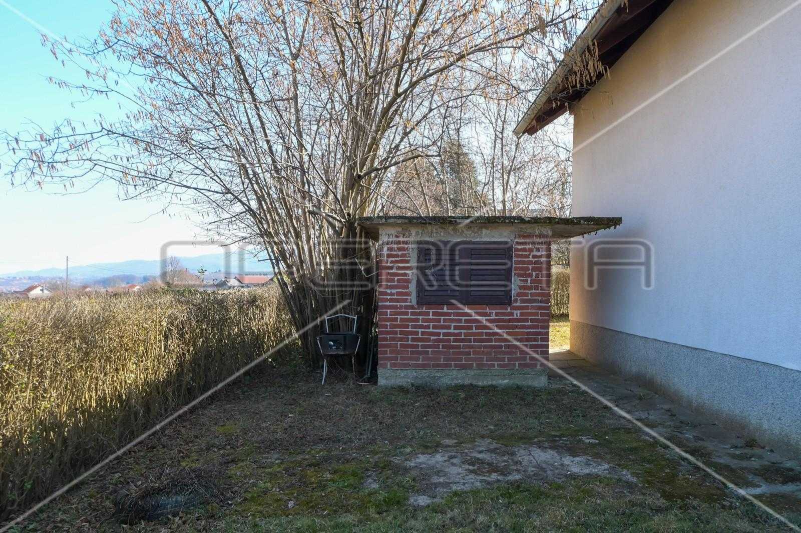 Dom w Oroslavje, Krapinsko-zagorska županija 11108944